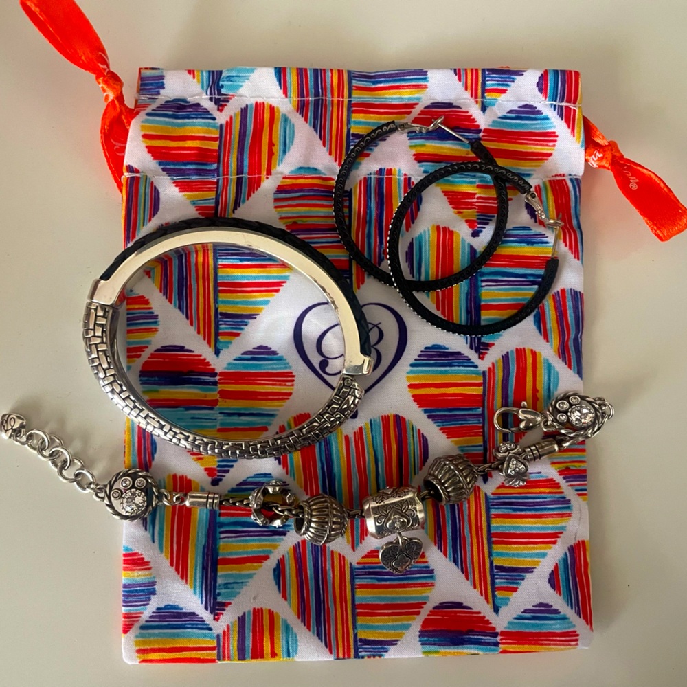 BRIGHTON set: 2 Bracelets & hoop earrings